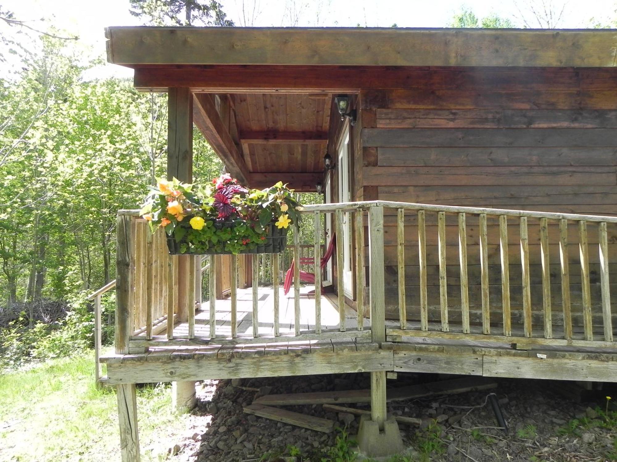 Rumi Guest House On The Cabot Trail 4*