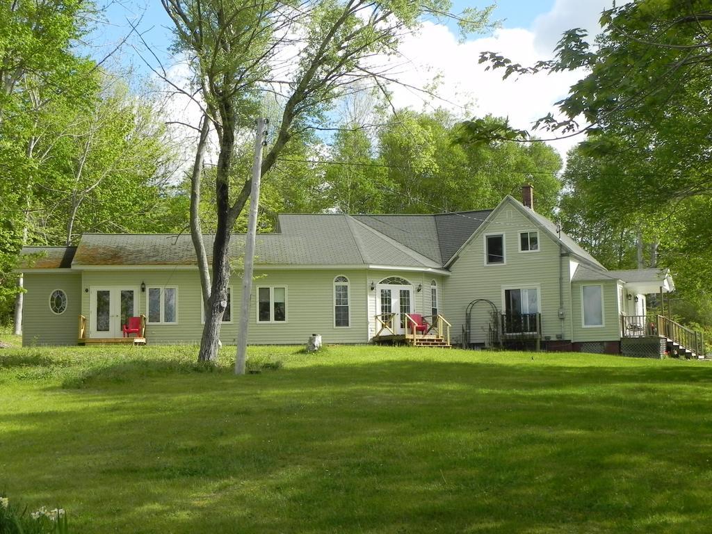 Bed & Breakfast Rumi Guest House On The Cabot Trail Indian Brook