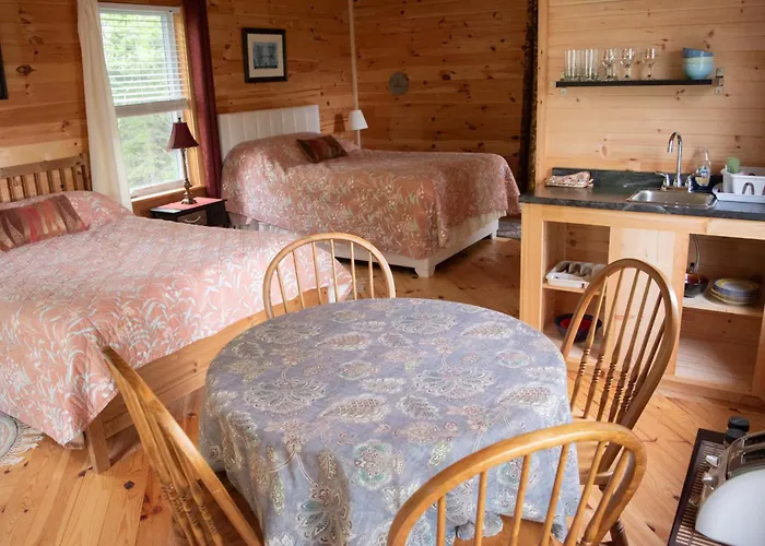 Rumi Guest House On The Cabot Trail