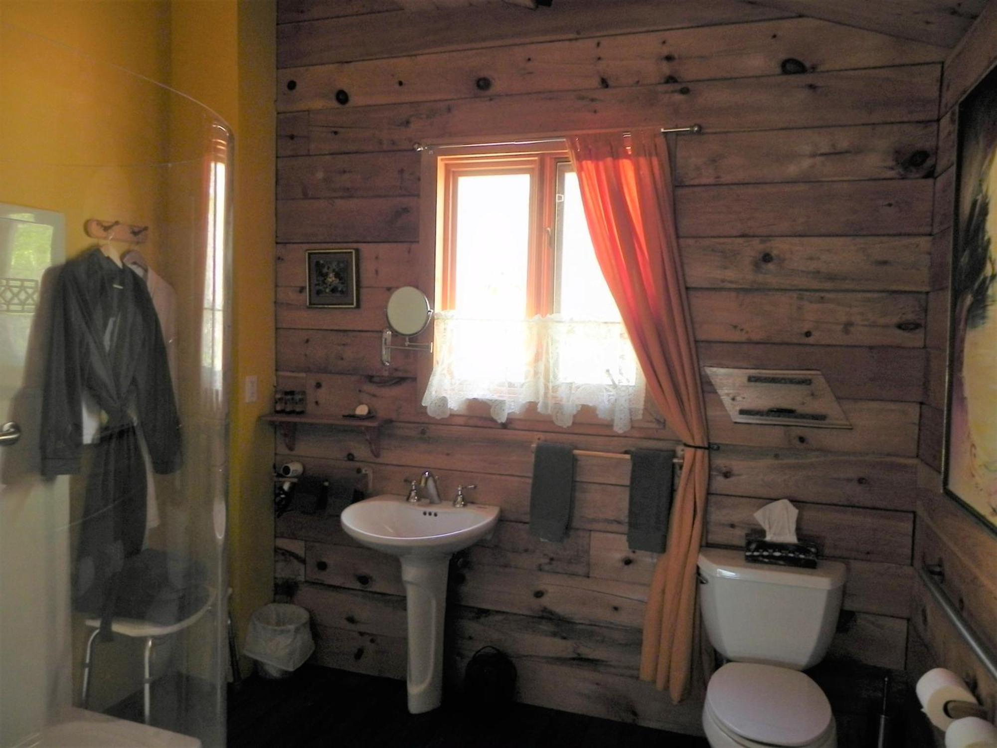 Rumi On The Cabot Trail Couette-café 4*